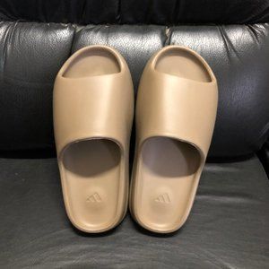 Yeezy Slides